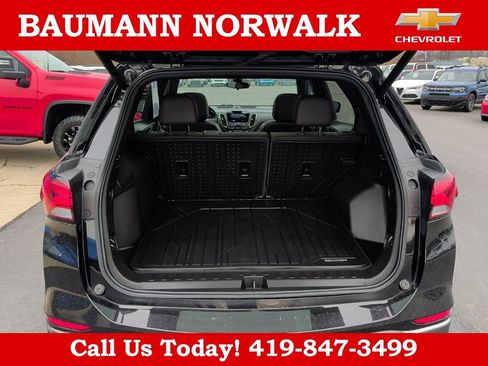 Used 2022 Chevrolet Equinox RS w/ RS Leather Package image 15