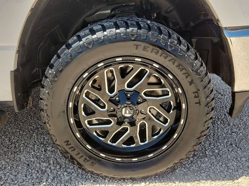 Used 2024 RAM 1500 Big Horn AWD/4WD image 7