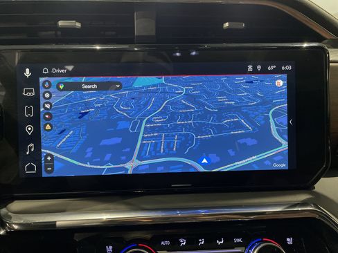 Used 2025 GMC Sierra 2500 Denali Ultimate image 27