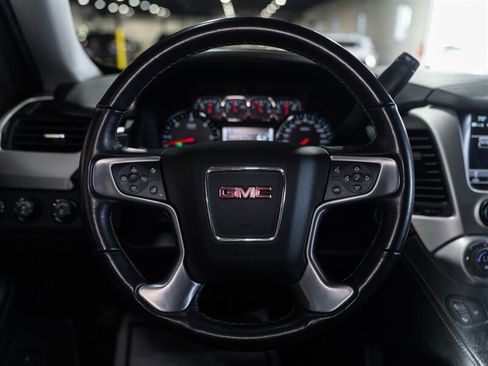 Used 2019 GMC Yukon SLT w/ HD Trailering Package AWD/4WD image 14