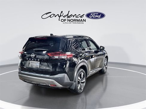 Used 2023 Nissan Rogue SL image 8