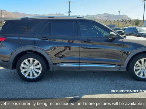 Used 2022 Ford Explorer Limited w/ Hybrid Equipment Group 310A RWD image 4