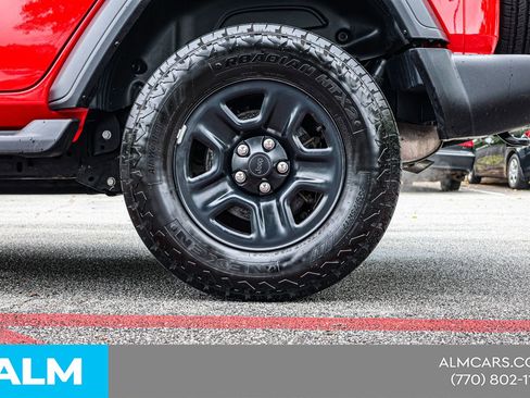 Used 2024 Jeep Wrangler Unlimited Sport AWD/4WD image 17