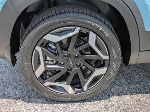 Certified 2026 Kia Seltos SX AWD/4WD image 9