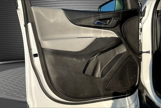 Used 2024 Chevrolet Equinox LS w/ LS Convenience Package FWD image 19