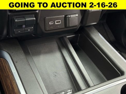 Used 2021 Chevrolet Silverado 1500 High Country w/ Technology Package image 21