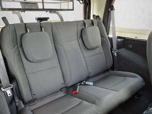 Used 2021 Jeep Wrangler Sport AWD/4WD image 16