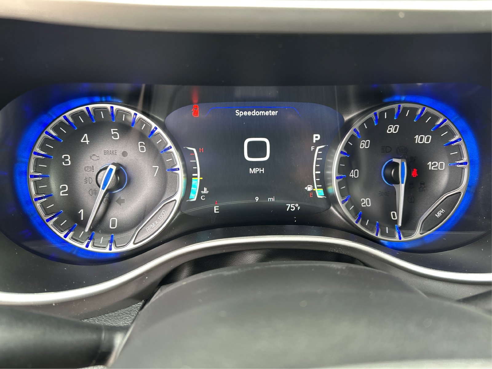 New 2026 Chrysler Pacifica Select FWD image 15
