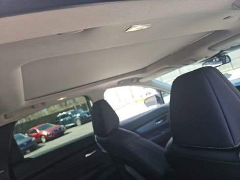 New 2025 Nissan Murano SL image 13