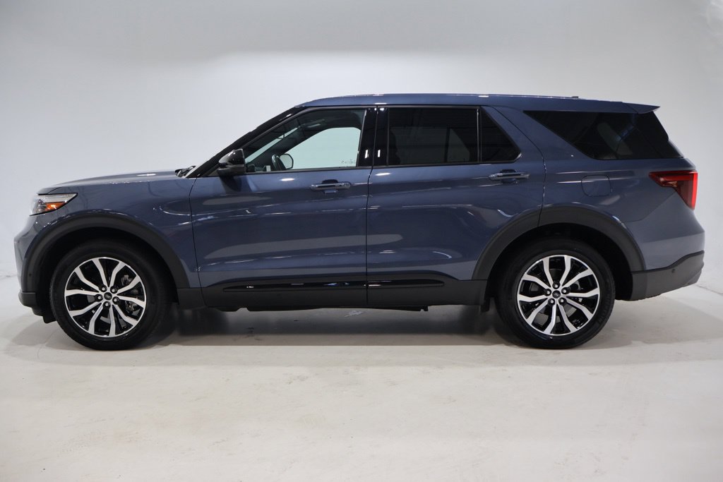 Used 2021 Ford Explorer ST w/ Equipment Group 401A AWD/4WD image 4