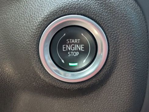 Used 2021 Chevrolet Silverado 1500 LTZ w/ LTZ Premium Package AWD/4WD image 37