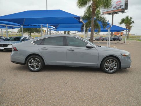Used 2024 Honda Accord EX-L image 9