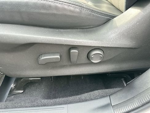 Certified 2023 Subaru Forester Limited image 22