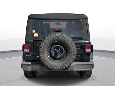 Used 2021 Jeep Wrangler Sport AWD/4WD image 7