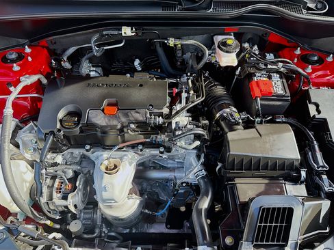 Certified 2025 Honda HR-V Sport image 34