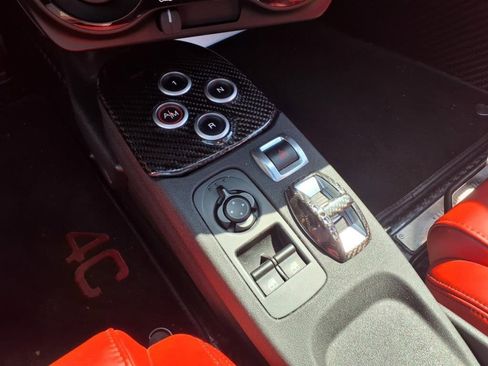 Used 2015 Alfa Romeo 4C Coupe w/ Leather Interior Group image 14