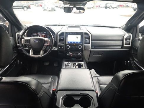 Used 2021 Ford Expedition XLT image 22