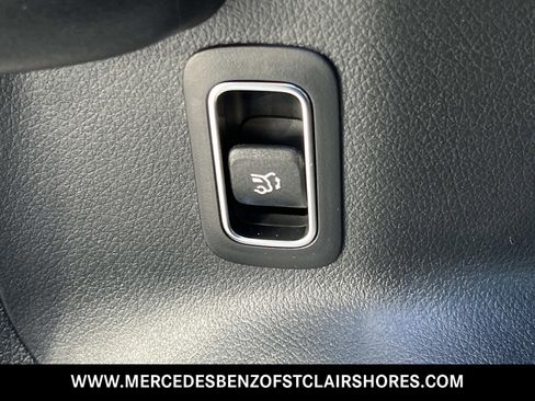 New 2026 Mercedes-Benz GLB 250 GLB 250 image 13