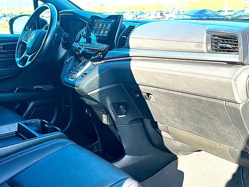 Used 2023 Honda Odyssey Sport image 23