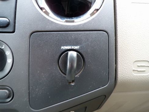 Used 2008 Ford F250 Lariat image 28