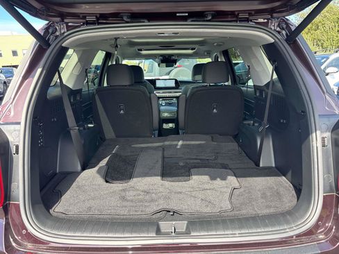 Used 2024 Hyundai Palisade Limited AWD/4WD image 13
