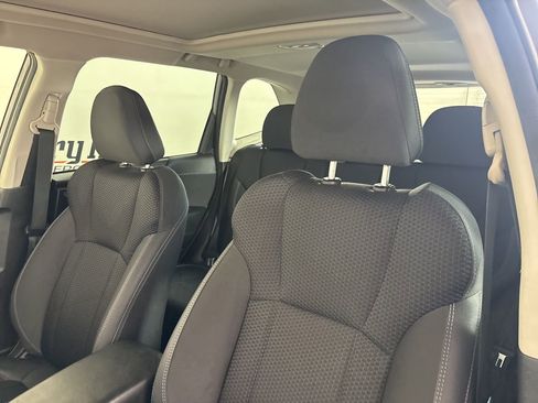 Used 2022 Subaru Forester Premium image 10