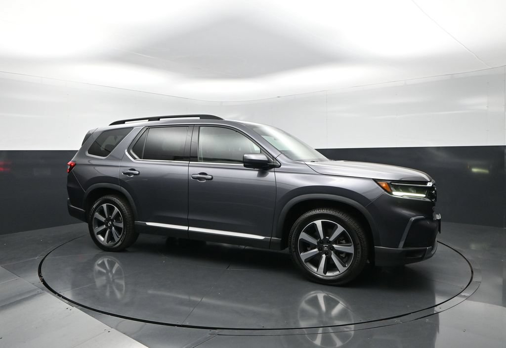 Used 2023 Honda Pilot Elite image 8