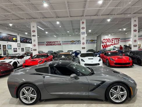 Used 2016 Chevrolet Corvette Stingray Coupe w/ 3LT Preferred Equipment Group image 5