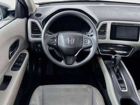 Certified 2017 Honda HR-V EX image 22