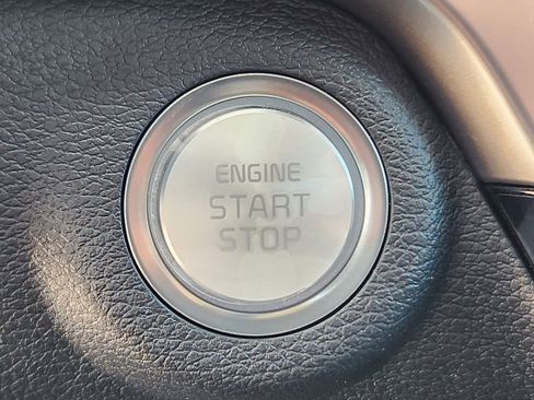 New 2025 Kia Telluride EX w/ EX Captain's Chair Package image 23