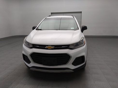 Used 2019 Chevrolet Trax LT w/ LT Convenience Package FWD image 15