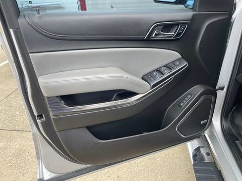 Used 2017 Chevrolet Tahoe LT w/ LT Signature Package AWD/4WD image 22