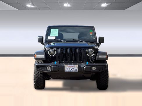 Used 2023 Jeep Wrangler Unlimited w/ Cold Weather Group AWD/4WD image 5