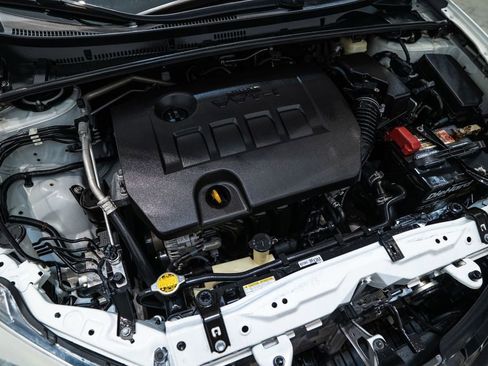 Used 2016 Toyota Corolla S image 32