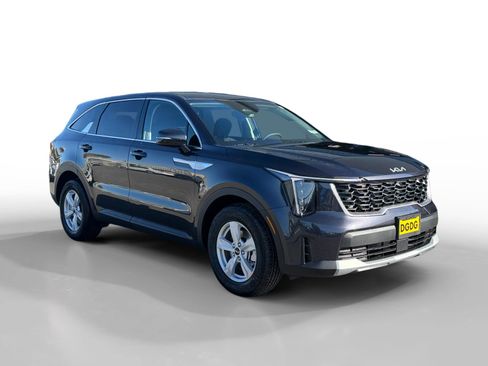 New 2026 Kia Sorento LX image 7