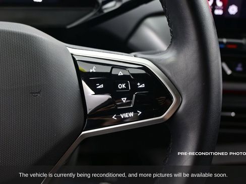 Used 2022 Volkswagen ID.4 Pro image 17