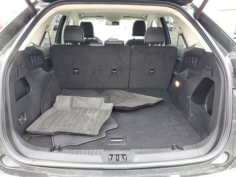 Used 2024 Ford Edge SEL w/ Convenience Package image 8