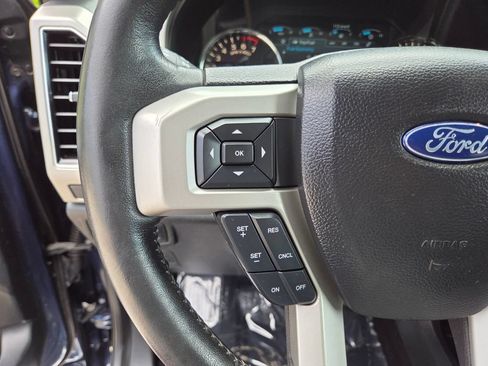 Used 2019 Ford F150 Lariat RWD image 33