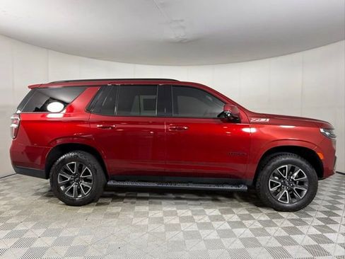 Used 2021 Chevrolet Tahoe Z71 w/ Z71 Signature Package AWD/4WD image 11