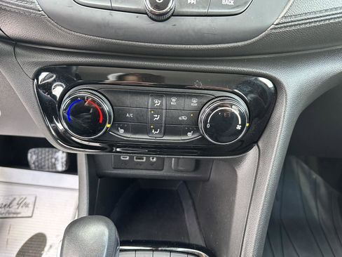 Used 2021 Buick Encore GX Preferred w/ Cold Weather Comfort Package image 31