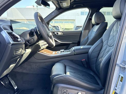 New 2026 BMW X5 xDrive50e image 14