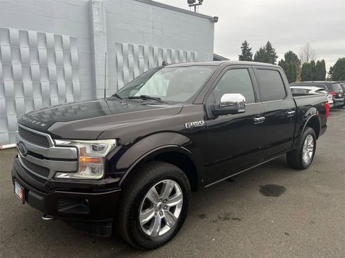 Used 2018 Ford F150 Platinum w/ Technology Package image 2