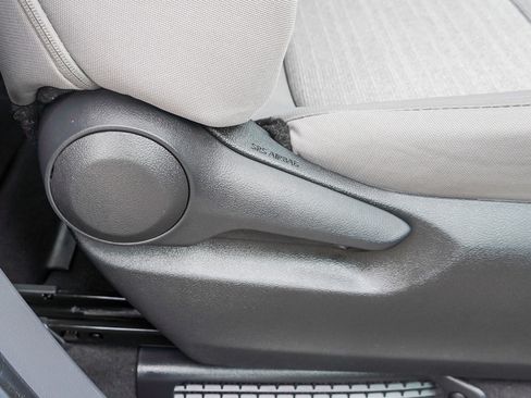 Used 2024 Toyota Sienna LE image 25