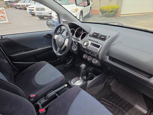 Used 2008 Honda Fit image 17