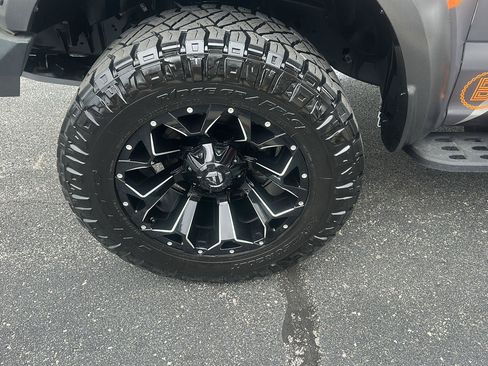 Used 2018 Ford F150 Raptor w/ Equipment Group 802A Luxury AWD/4WD image 37
