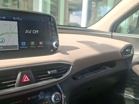 Used 2020 Hyundai Santa Fe Limited AWD/4WD image 13