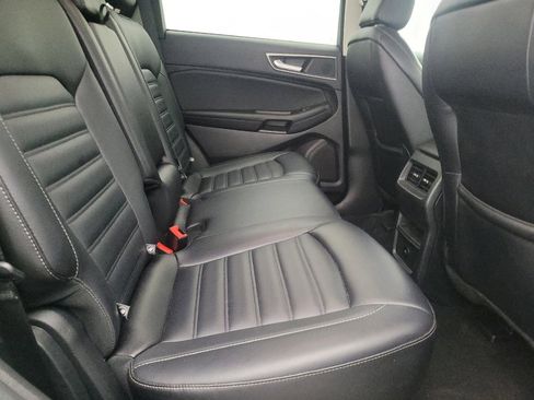 Used 2024 Ford Edge SEL image 19