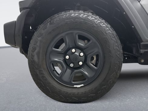 Used 2022 Jeep Gladiator Sport AWD/4WD image 22