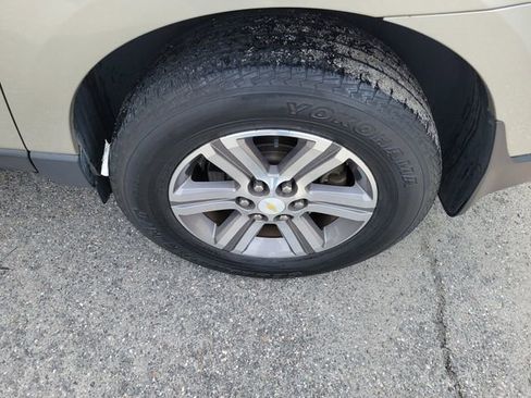 Used 2016 Chevrolet Traverse LT image 6