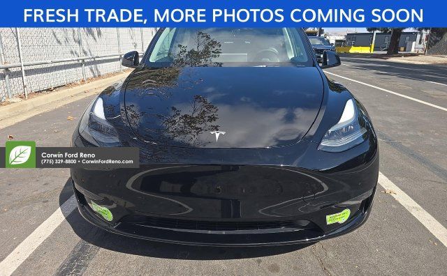 Used 2023 Tesla Model Y Long Range AWD/4WD image 2